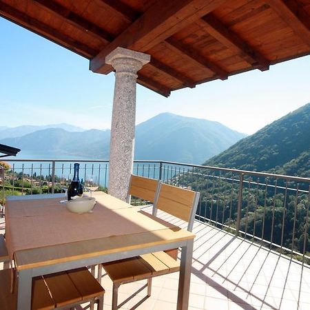 The Balcony On The Lake Dizzasco Esterno foto