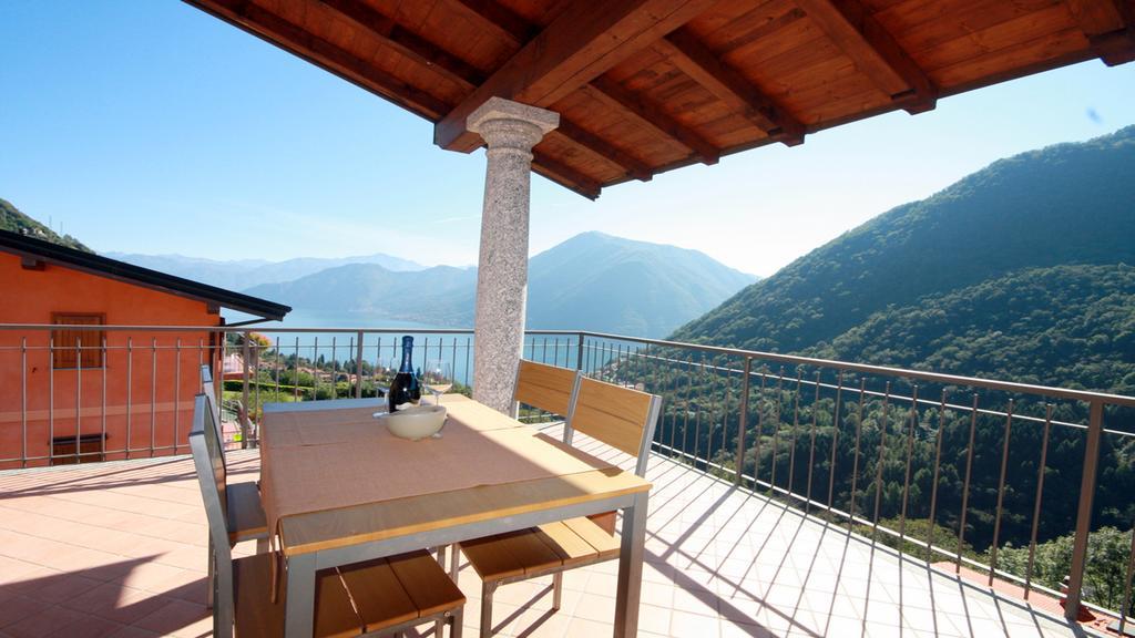 The Balcony On The Lake Dizzasco Esterno foto